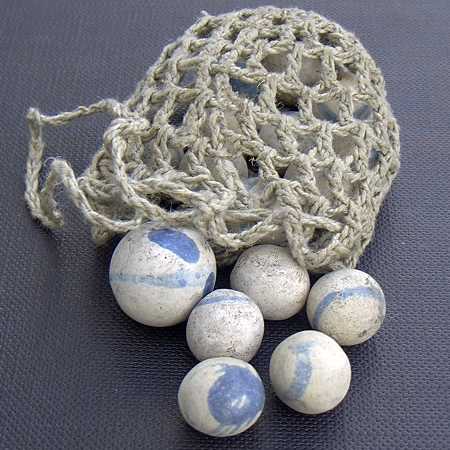 Unglasierte Chinas im Original-Beutel