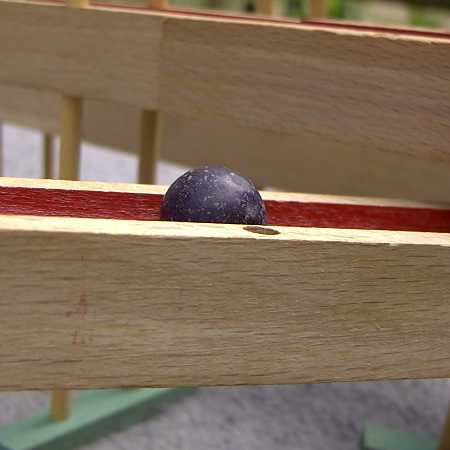 Ausschnitt einer Korbuly-Kugelbahn