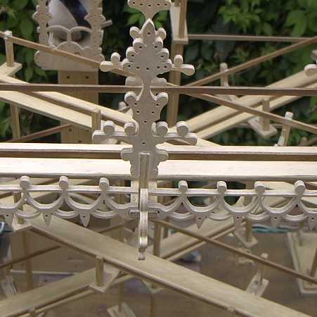 Ausschnitt Laubsägen-Kugelbahn