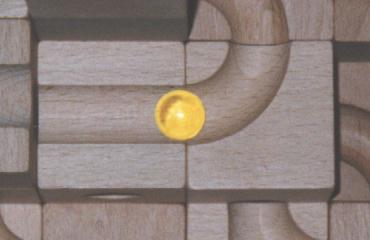 Nahaufnahme einer cuboro-Bahn in Aufsicht