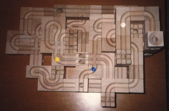 Gesamtansicht einer cuboro-Bahn