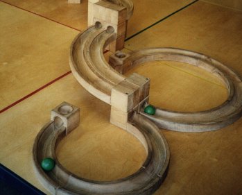 Holzkugelbahn