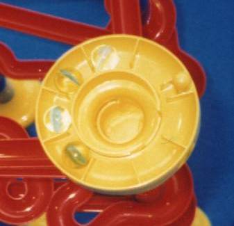 Kunststoff-Murmelbahn